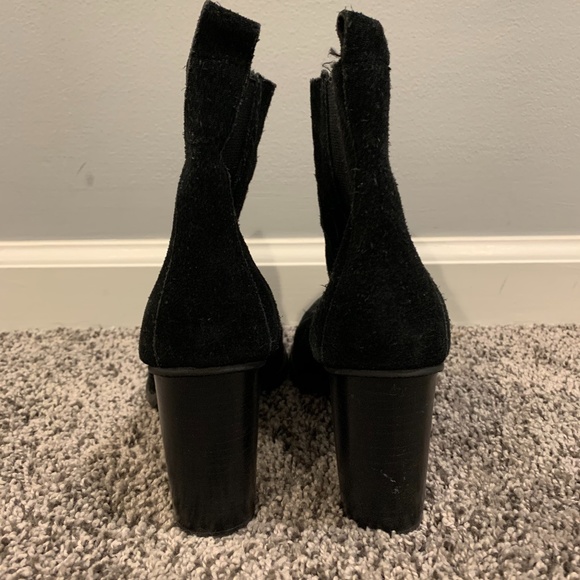 14th & Union Pull On Suede Ankle Booties 8.5 - Picture 4 of 11